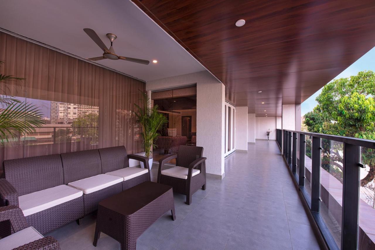 Hometown Galleria Manipal Buitenkant foto